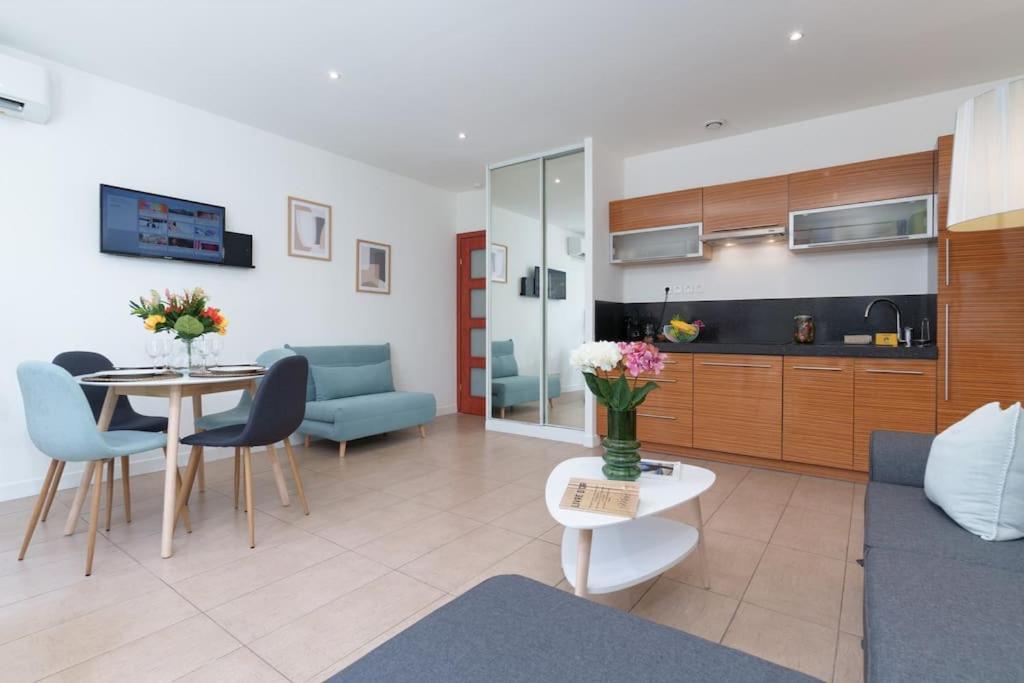Le Carnot By Apirent #centre-ville #climatisation #wifi Cannes